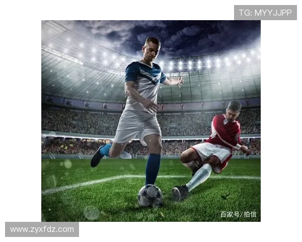 足球明星在赛场上的精彩瞬间与激情表现漫画集锦